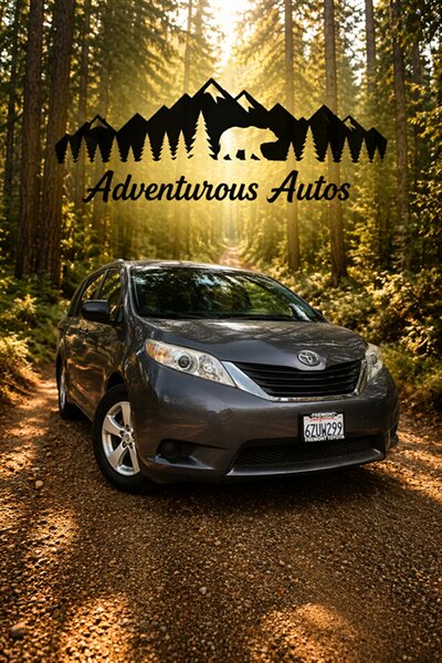 2012 Toyota Sienna LE 8-Passenger  