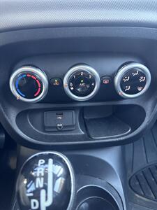 2015 FIAT 500L Easy   - Photo 13 - Riverside, CA 92505