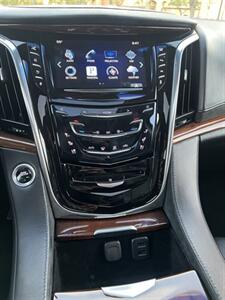 2016 Cadillac Escalade ESV Premium Collection   - Photo 14 - Riverside, CA 92505