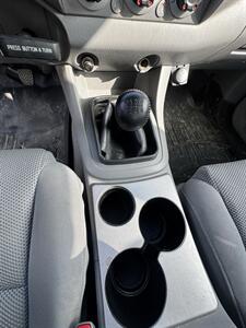 2006 Toyota Tacoma V6 4x4   - Photo 10 - Riverside, CA 92505