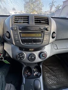 2006 Toyota RAV4   - Photo 10 - Riverside, CA 92505