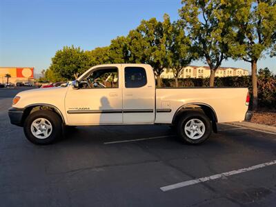 2000 Toyota Tundra SR5   - Photo 8 - Riverside, CA 92505