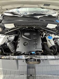 2012 Audi Q5 2.0T Quattro Premium Plus - Photo 15 - Riverside, CA 92505