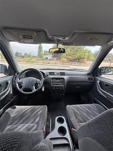 2001 Honda CR-V LX - Photo 8 - Riverside, CA 92505