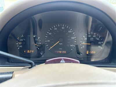 2002 Mercedes-Benz ML 320   - Photo 12 - Riverside, CA 92505