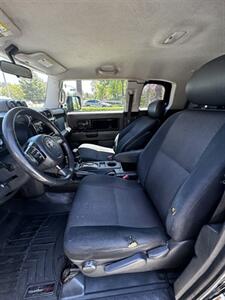 2007 Toyota FJ Cruiser   - Photo 5 - Anaheim, CA 92805