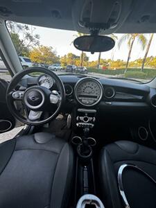 2009 MINI Cooper S   - Photo 9 - Anaheim, CA 92805