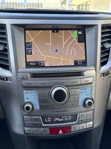 2014 Subaru Outback 2.5i Limited AWD - Photo 7 - Riverside, CA 92505