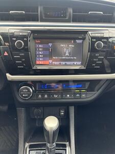 2015 Toyota Corolla LE Plus   - Photo 10 - Riverside, CA 92505