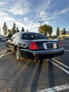 2001 Lincoln Town Car Cartier   - Photo 18 - Riverside, CA 92505