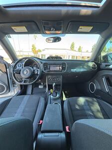 2013 Volkswagen Beetle Turbo PZEV - Photo 9 - Riverside, CA 92505
