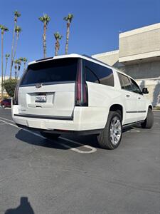 2016 Cadillac Escalade ESV Premium Collection   - Photo 2 - Riverside, CA 92505