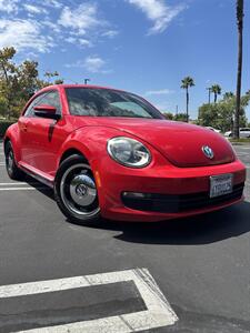 2013 Volkswagen Beetle-Classic 2.5L PZEV   - Photo 1 - Riverside, CA 92505