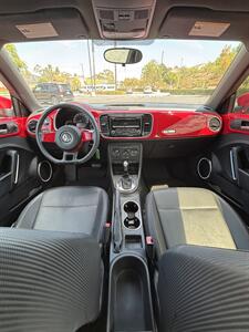 2013 Volkswagen Beetle-Classic 2.5L PZEV   - Photo 8 - Riverside, CA 92505