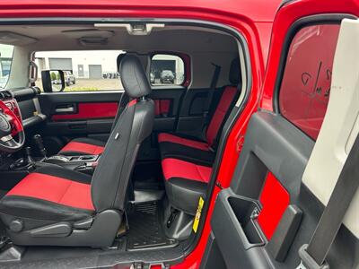 2012 Toyota FJ Cruiser 4X4 - Photo 11 - Riverside, CA 92505