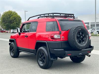 2012 Toyota FJ Cruiser 4X4 - Photo 8 - Riverside, CA 92505