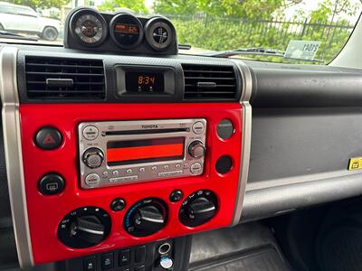 2012 Toyota FJ Cruiser 4X4 - Photo 14 - Riverside, CA 92505
