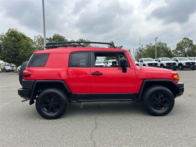 2012 Toyota FJ Cruiser 4X4 - Photo 5 - Riverside, CA 92505