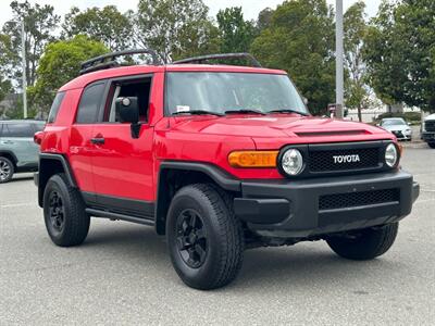 2012 Toyota FJ Cruiser 4X4 - Photo 2 - Riverside, CA 92505
