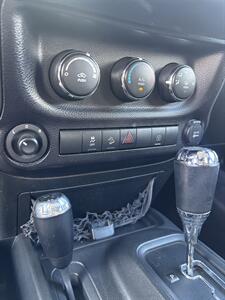 2015 Jeep Wrangler Unlimited Rubicon 4x4   - Photo 13 - Riverside, CA 92505