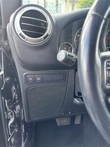 2015 Jeep Wrangler Unlimited Rubicon 4x4   - Photo 12 - Riverside, CA 92505