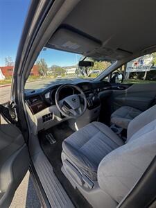 2015 Nissan Quest 3.5 SV   - Photo 5 - Riverside, CA 92505