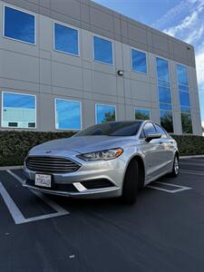 2017 Ford Fusion Hybrid SE   - Photo 2 - Riverside, CA 92505