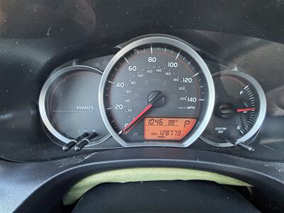 2012 Toyota Yaris 5-Door LE   - Photo 12 - Riverside, CA 92505