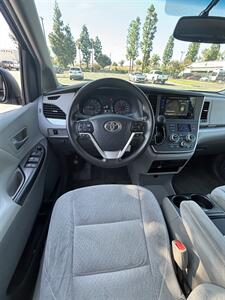 2016 Toyota Sienna LE 8-Passenger   - Photo 11 - Riverside, CA 92505