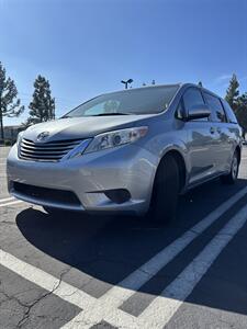 2016 Toyota Sienna LE 8-Passenger   - Photo 2 - Riverside, CA 92505