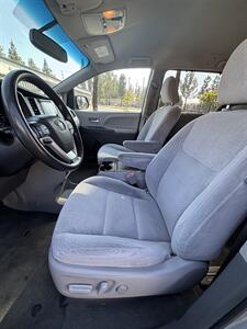 2016 Toyota Sienna LE 8-Passenger   - Photo 6 - Riverside, CA 92505