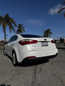 2016 Kia Forte LX   - Photo 4 - Riverside, CA 92505