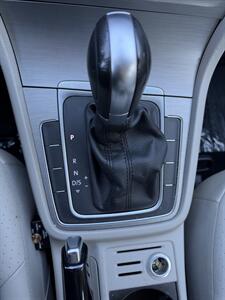 2015 Volkswagen Golf TSI S - Photo 12 - Riverside, CA 92505