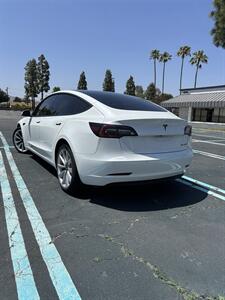 2020 Tesla Model 3 Long Range - Photo 4 - Riverside, CA 92505