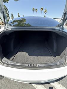 2020 Tesla Model 3 Long Range - Photo 11 - Riverside, CA 92505