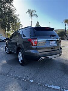 2017 Ford Explorer XLT   - Photo 3 - Riverside, CA 92505