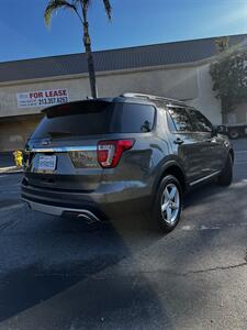 2017 Ford Explorer XLT   - Photo 4 - Riverside, CA 92505