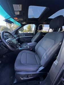 2017 Ford Explorer XLT   - Photo 6 - Riverside, CA 92505