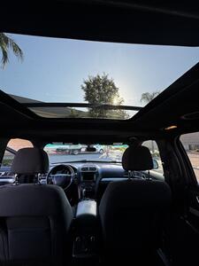 2017 Ford Explorer XLT   - Photo 9 - Riverside, CA 92505
