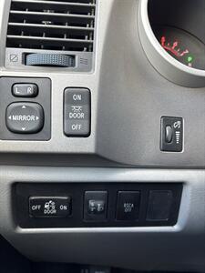 2010 Toyota Tundra Grade   - Photo 18 - Riverside, CA 92505