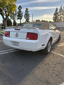 2005 Ford Mustang V6 Deluxe   - Photo 4 - Riverside, CA 92505
