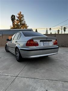 2002 BMW 3 Series 325i   - Photo 4 - Riverside, CA 92505