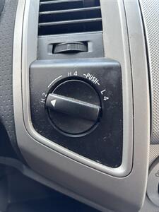 2006 Toyota Tacoma V6 4dr Double Cab 4x4 - Photo 18 - Riverside, CA 92505