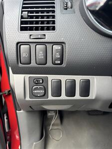 2006 Toyota Tacoma V6 4dr Double Cab 4x4 - Photo 12 - Riverside, CA 92505