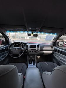 2006 Toyota Tacoma V6 4dr Double Cab 4x4 - Photo 9 - Riverside, CA 92505