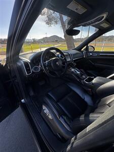 2012 Porsche Cayenne   - Photo 5 - Riverside, CA 92505