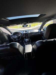 2012 Porsche Cayenne   - Photo 8 - Riverside, CA 92505