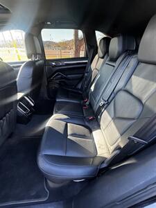 2012 Porsche Cayenne   - Photo 7 - Riverside, CA 92505