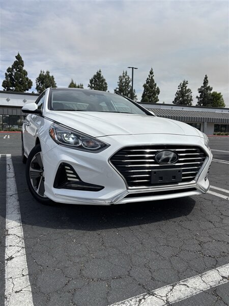 2019 Hyundai SONATA Hybrid Limited  