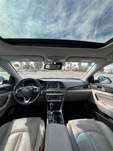 2019 Hyundai SONATA Hybrid Limited   - Photo 11 - Riverside, CA 92505